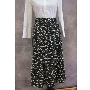 NEW Requirements Black & White Skirt Sz 14 Modest